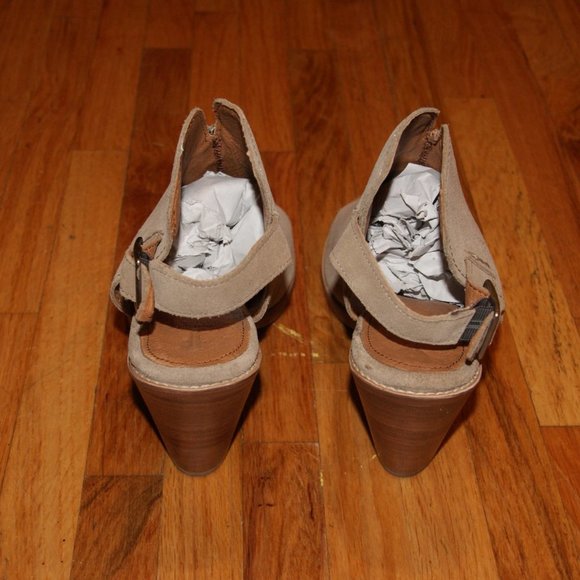 FRYE Shoes - Picture 7 of 14